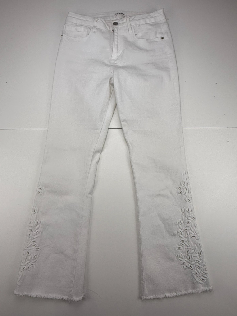 FRAME Le Crop Mini Boot Womens 28 White Eyelet Embroidered Jeans Raw Hem